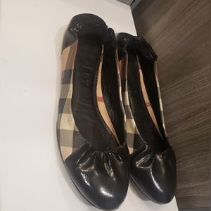 Nice burberry shoe  38